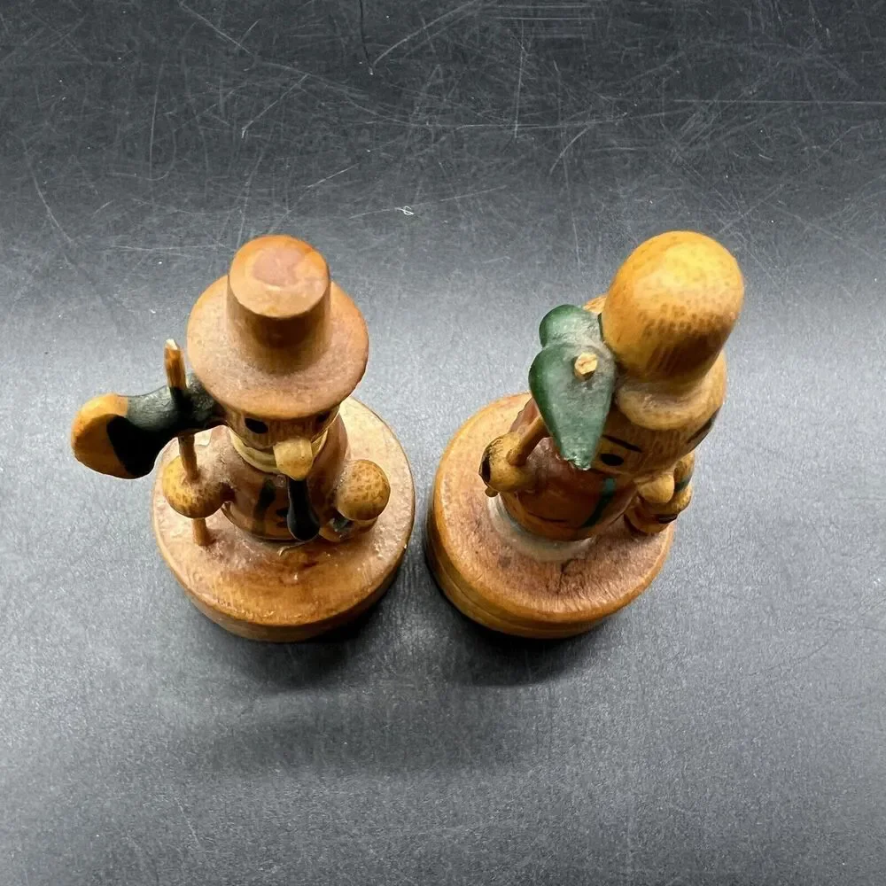 Vtg 2 Wood Handpainted Pencil Sharpeners Pipe Tophat Hiking Staff Midievel Tool